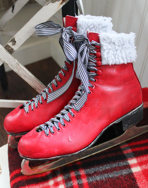 Holiday Ice Skates Makeover - Itsy Bits and Pieces