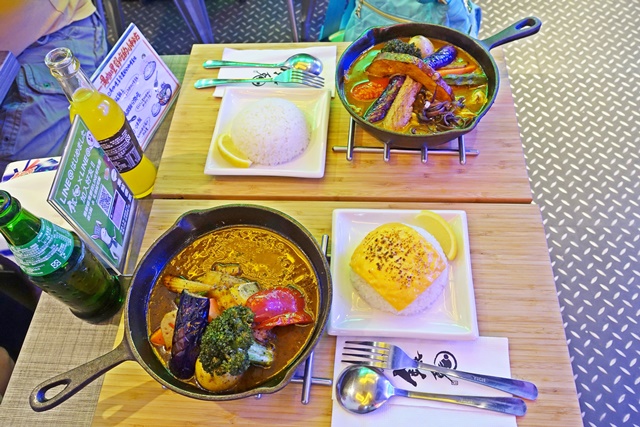 銀兔湯咖哩西門分店~台北市西門町素食湯咖哩
