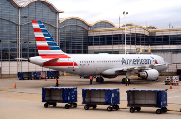 American Airlines sube los precios de las maletas American Airlines sube los precios de las maletas