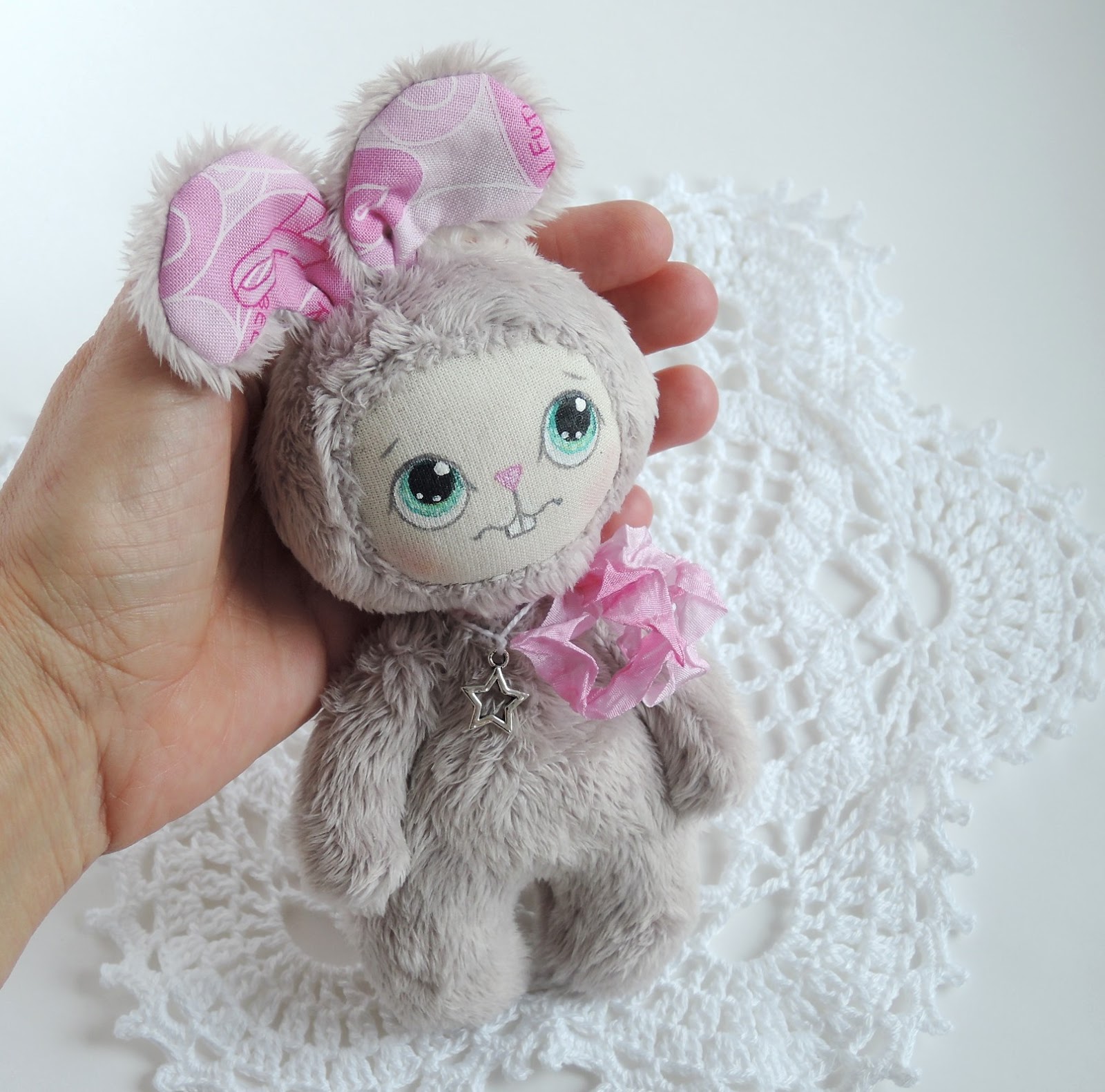 текстильная кукла. плюшевый мишка. текстильные броши. ножи ручной работы. авторская кукла.