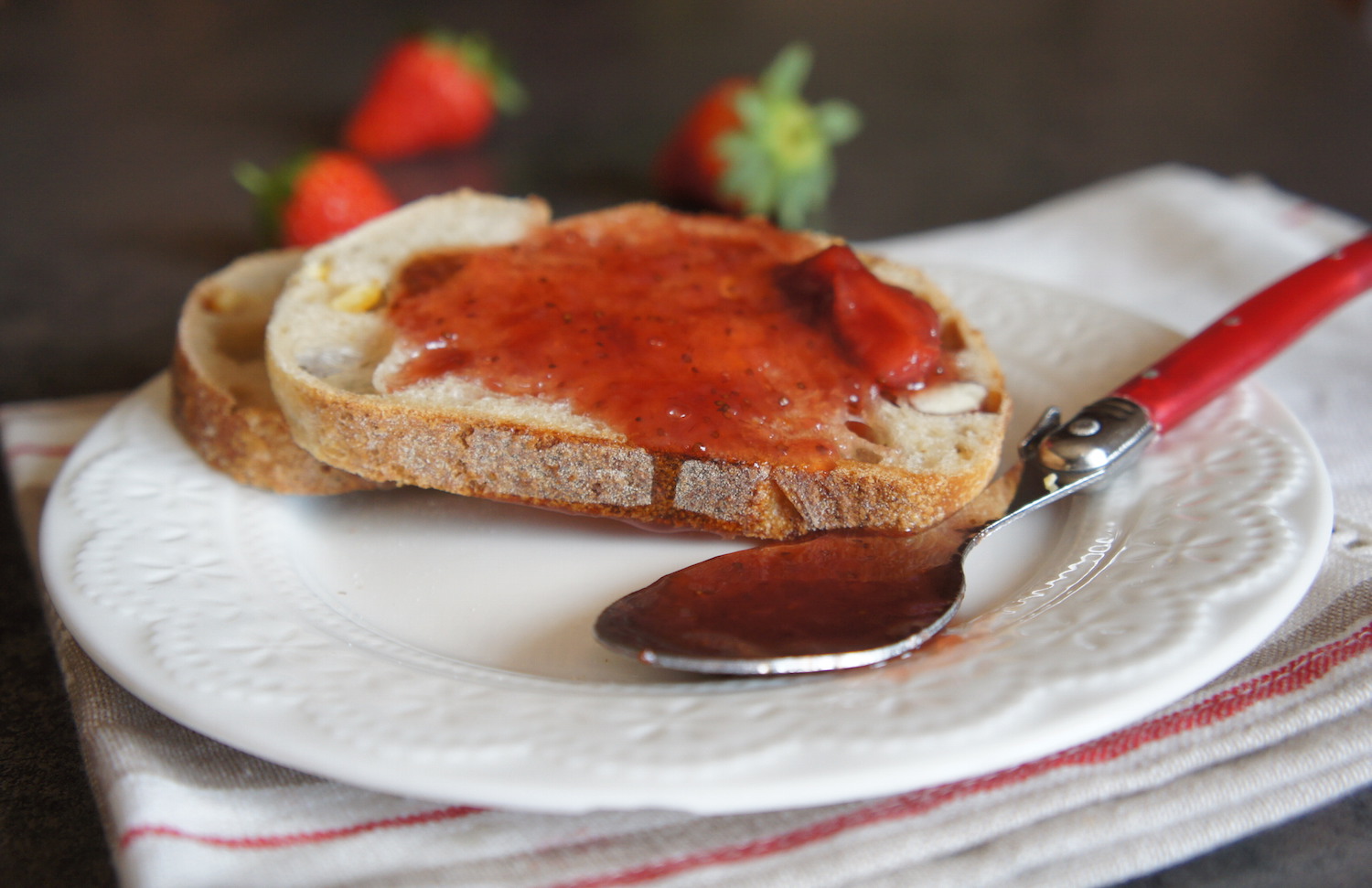 Confiture de fraises au jus d'orange