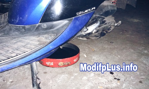 Cara Ganti Oli Motor Yang Benar Cara Ganti Oli Motor Yang Benar