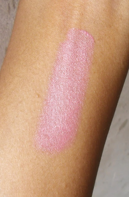 Maybelline Color Sensation Lipstick-Warm Me Up Review, Pictures & Swatches