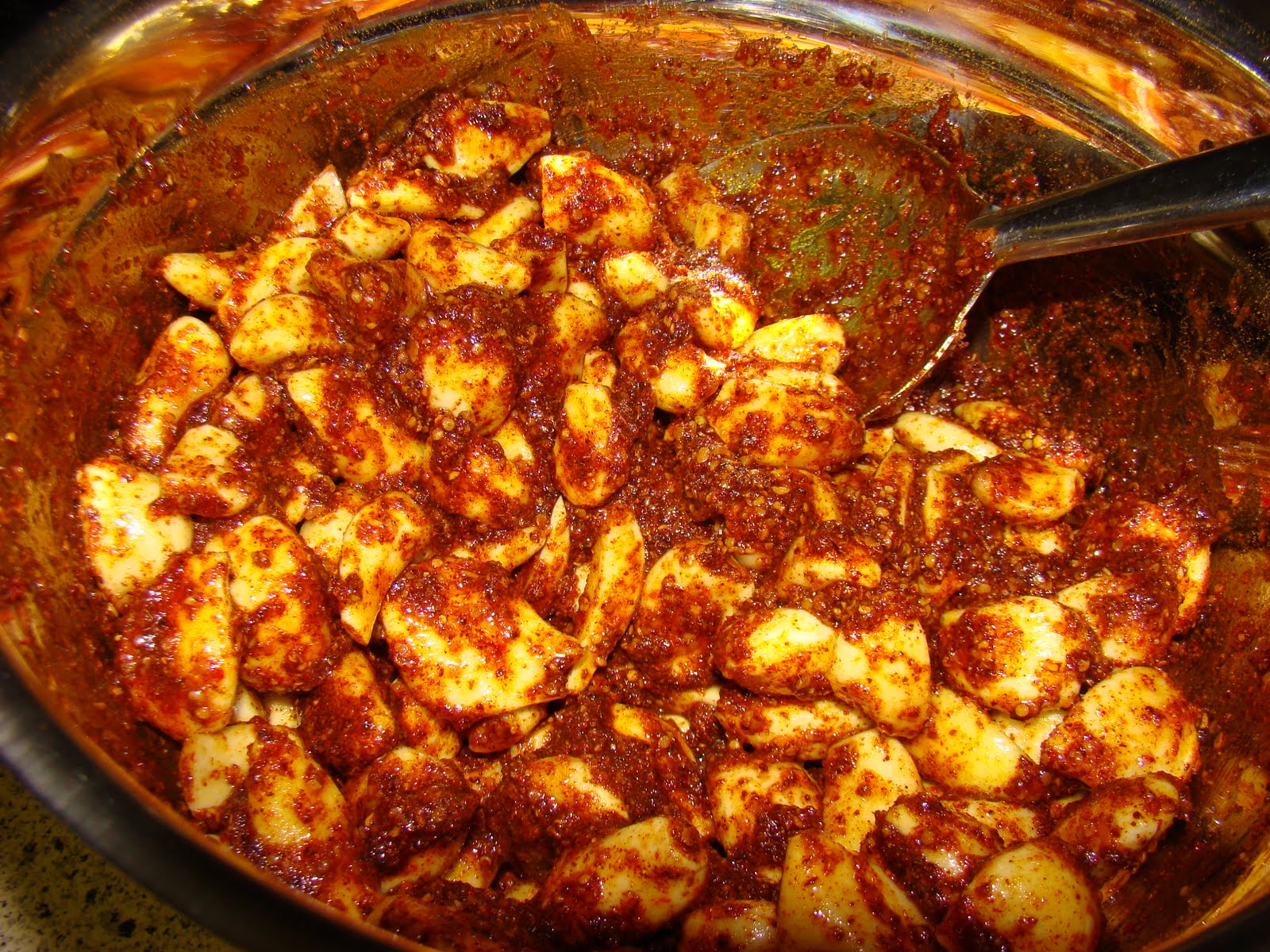 My Favorite Recipes Collection Spicy Garlic Pickle in Oil / Lahsun Ka