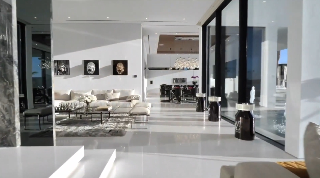 92 Interior Design Photos vs. ONE100, Palm Jumeirah Dubai Luxury Beach Mansion Tour