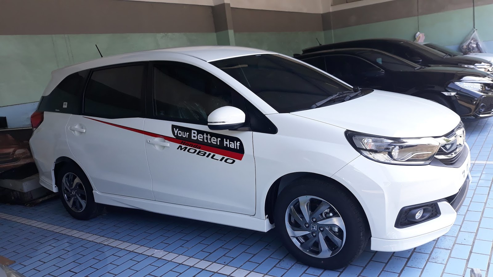 Honda Mobilio Car Hd Wallpaper