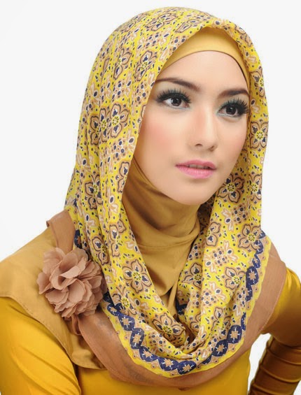  Foto  Model  Hijab Terbaru  2021 Model  Gaya Fashion Terbaru 