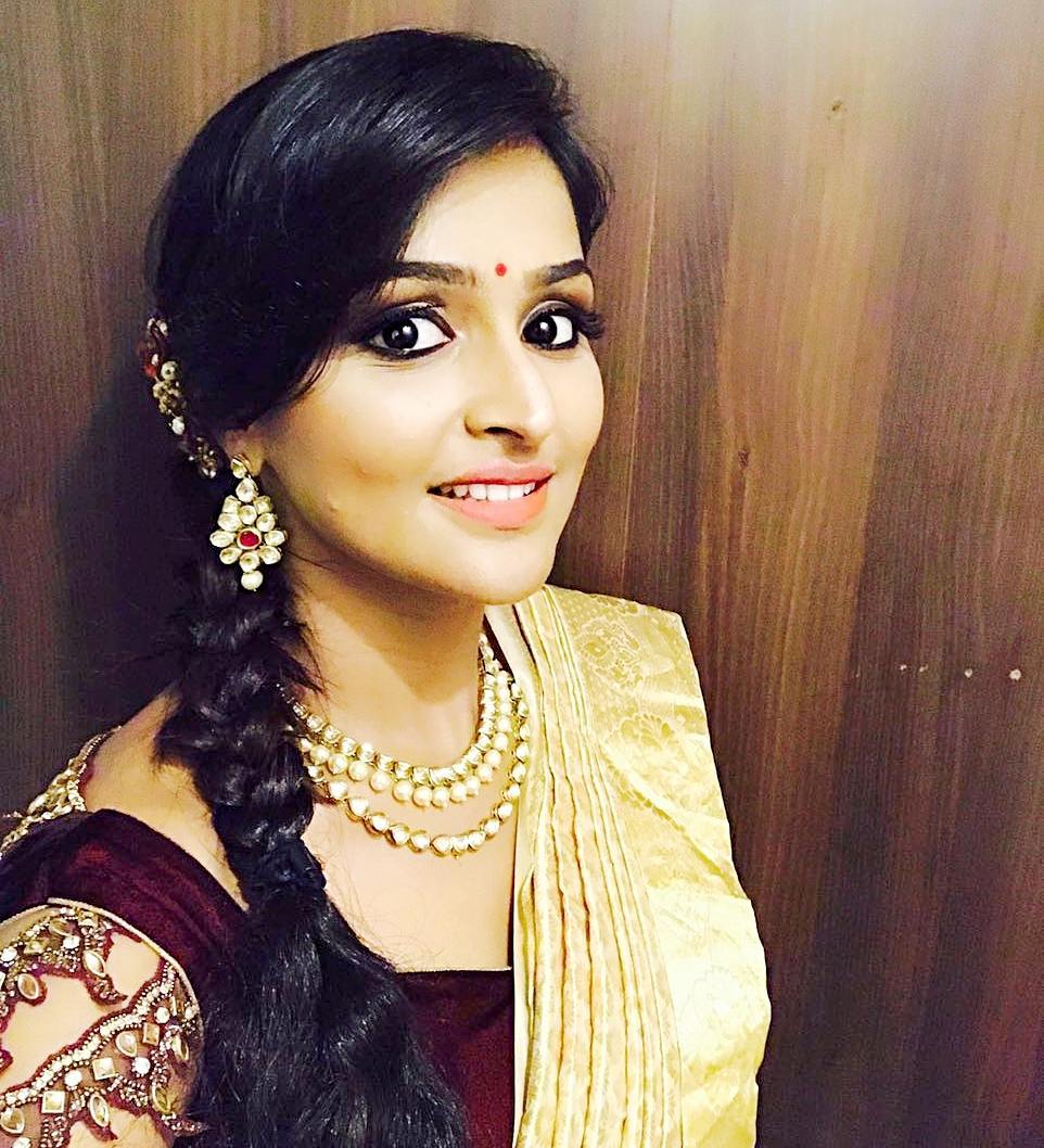 Remya Nambeesan Hd Pictures|Biography - Actress World