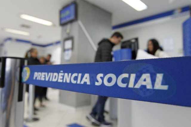 É possível que reforma da Previdência fique para 2019, admite Meirelles