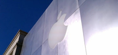 Apple entrate per 100 miliardi di dollari per il 2011??