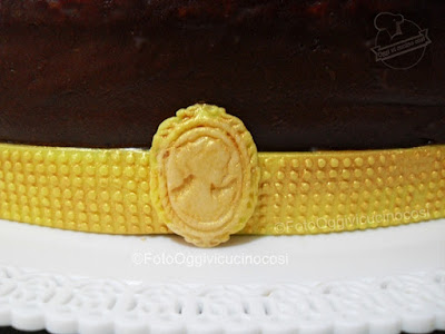 Dark Chocolate Cake per 70 anni©Oggivicucinocosì