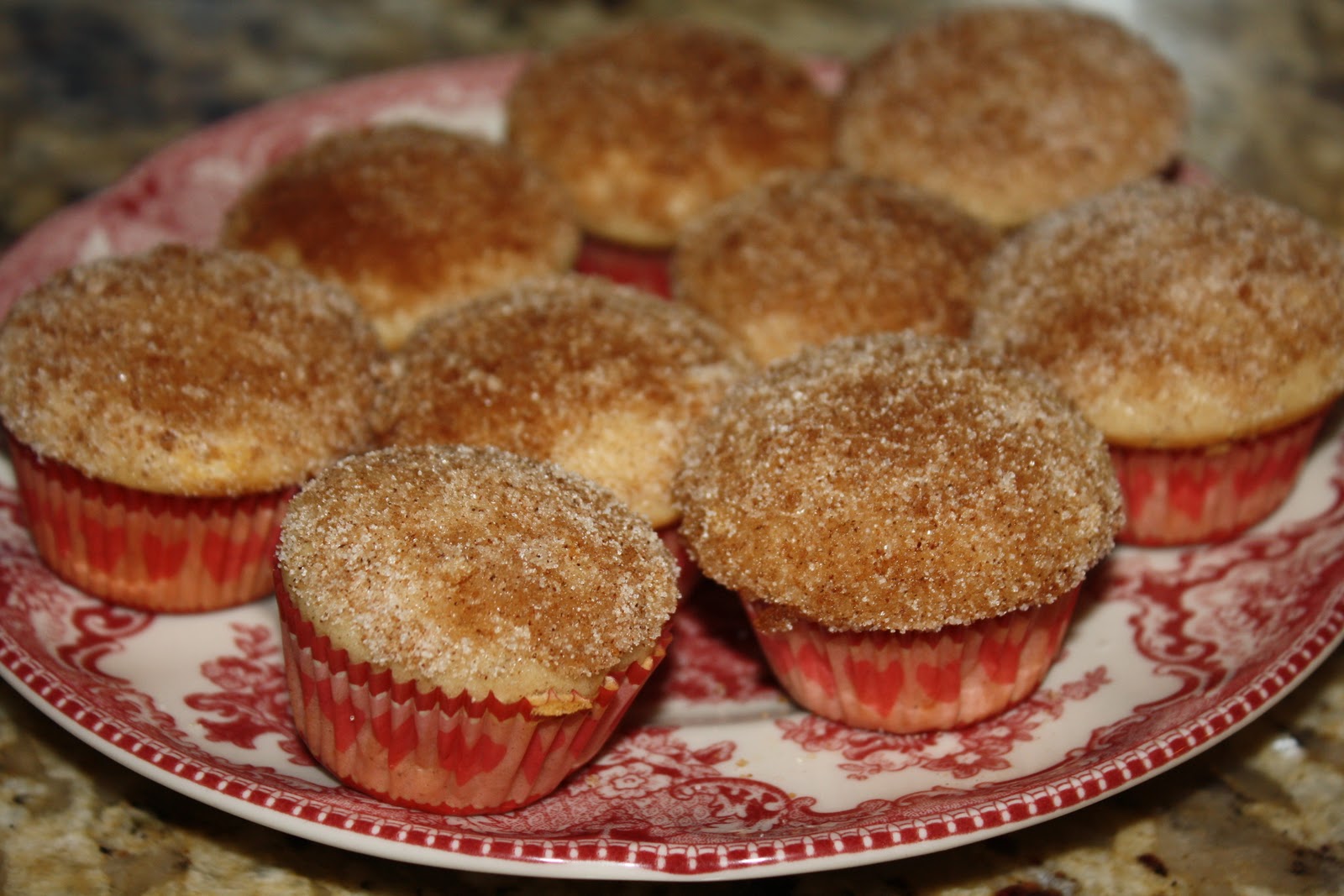 Life with the Mozas Foodie Fridays!!! Muffins that taste like donuts