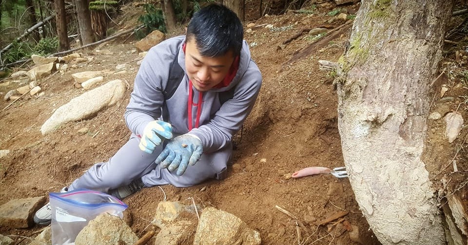 Seattle Garden & Fruit Adventures Quartz Crystal Digging at Hansen