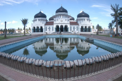 Masjid Raya Baiturrahman, Destinasi Wisata Religi Favorit di Aceh
