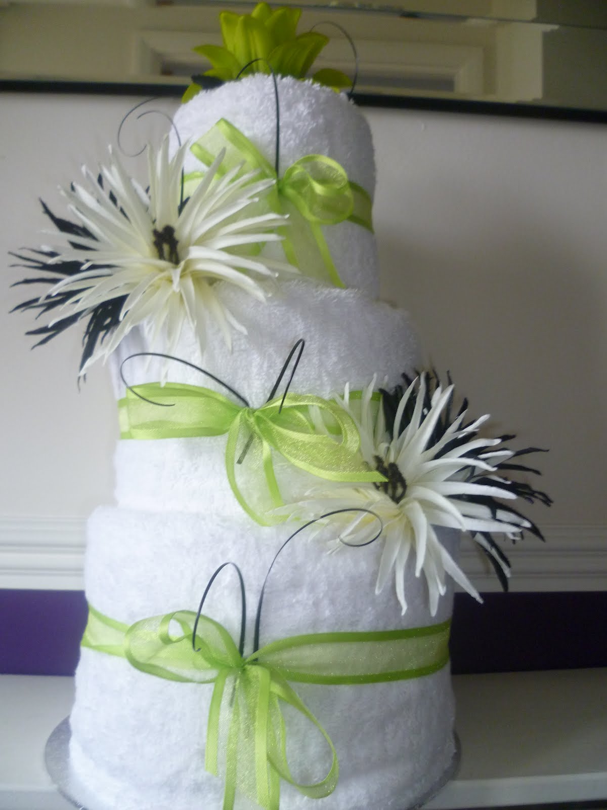 Little Puddings Wedding Towel Cakes