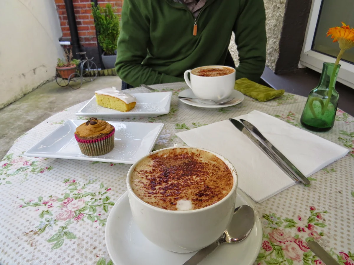 Coffee and a cupcake at Perkulicious in Raheny