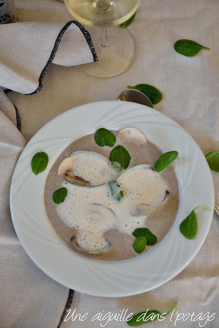 Palourdes au thé vert Sencha Supérieur sur velours de champignons