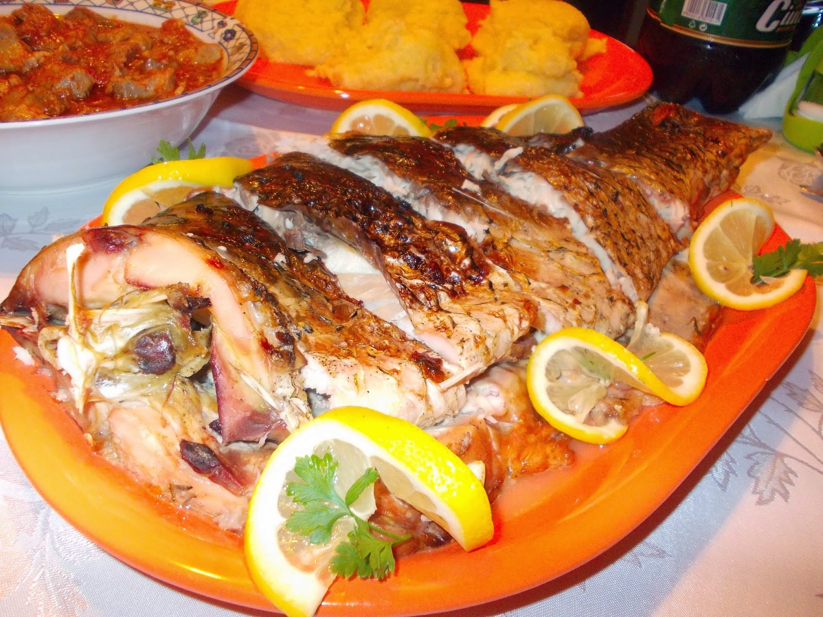 Retete Culinare pentru Meniul Zilei Crap la cuptor