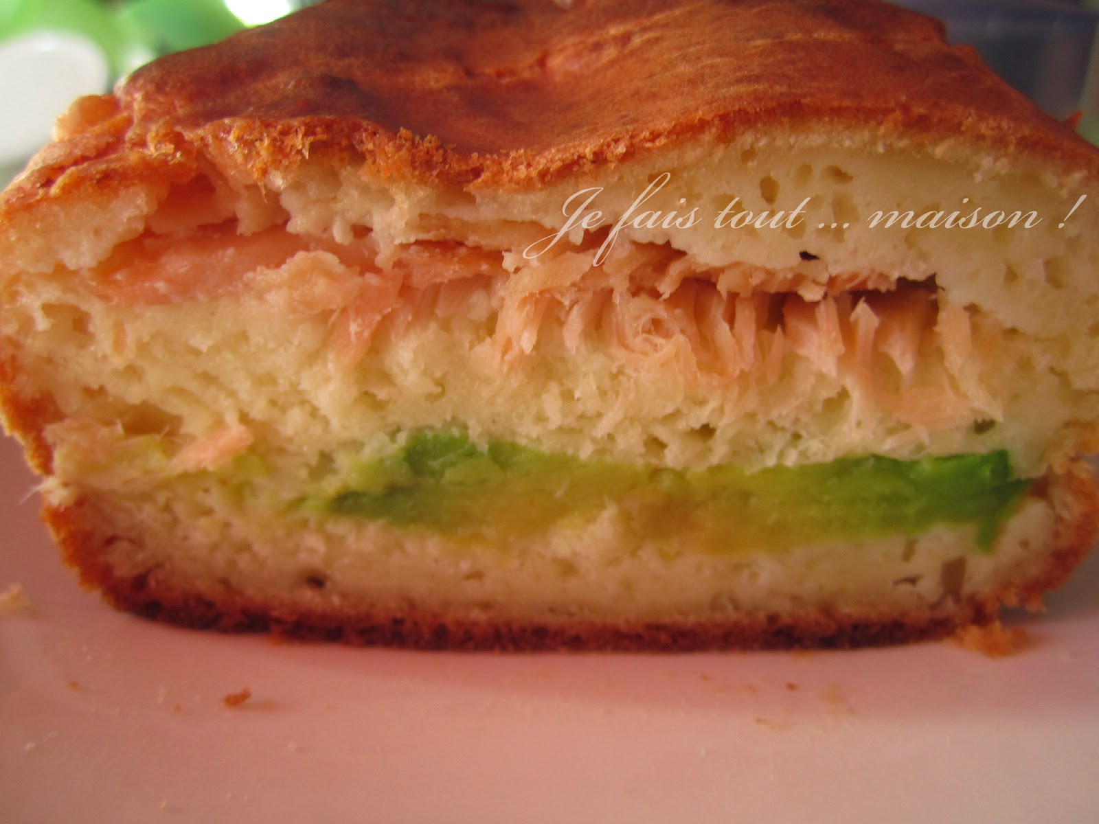 Cake au saumon fumé et à l'avocat