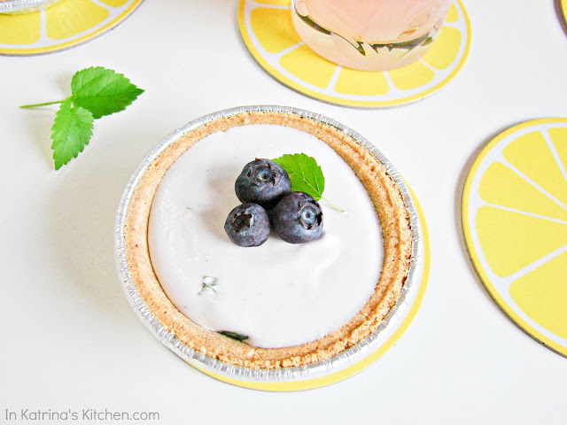 Frozen Blueberry Basil Lemonade Mini Pies @Katrinaskitchen