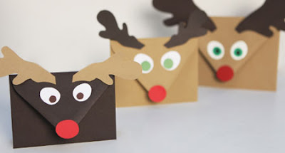 Envelopes de papel decorados com renas