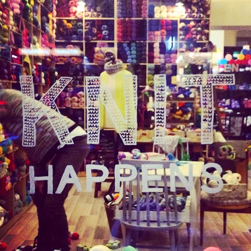 Yarn shops in Berlin (photo by Wollen Berlin) | Happy in Red Yarn shops in Berlin (photo by Wollen Berlin) | Happy in Red