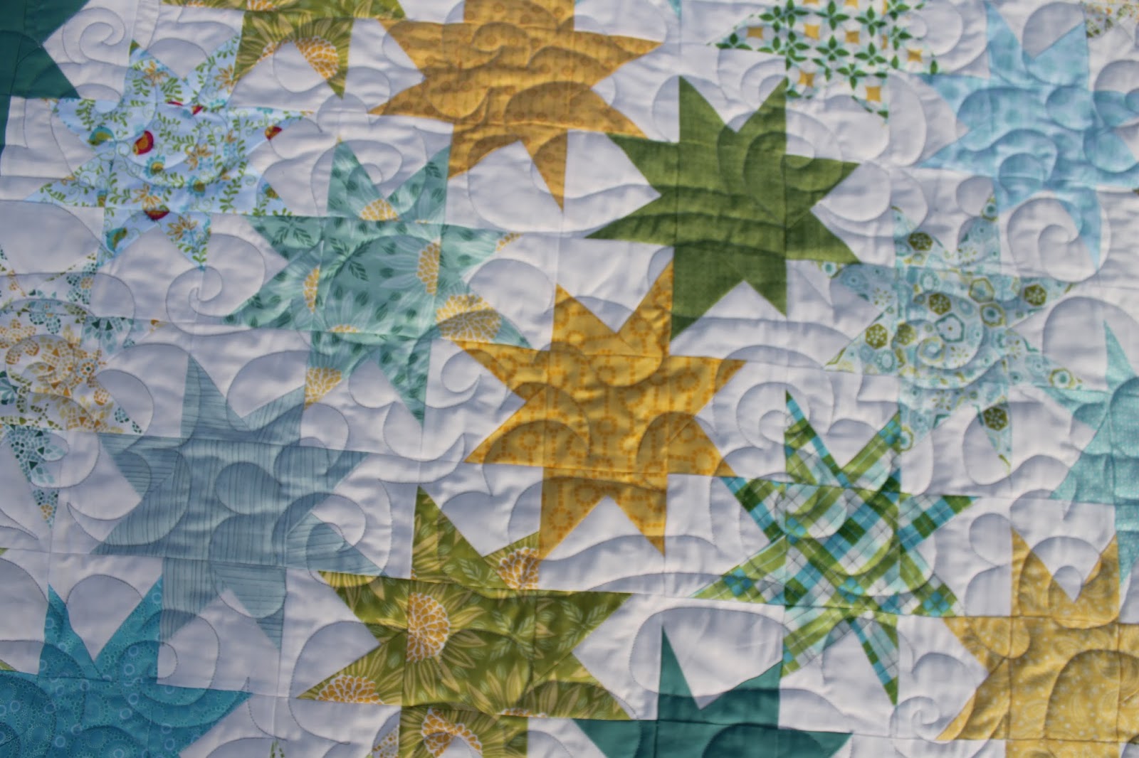 SunShine Sews... Sparkle Punch Quilt