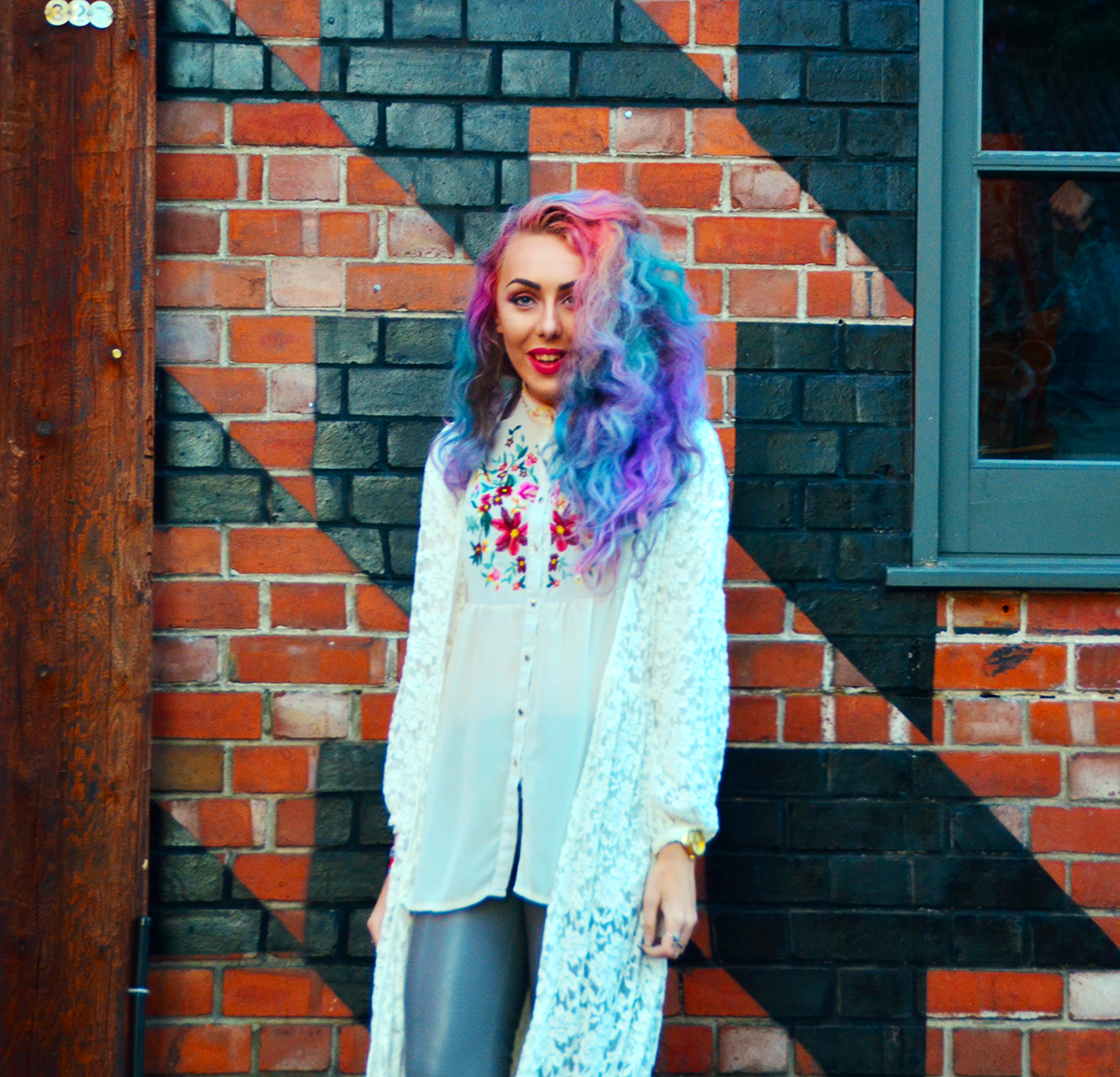 White Lace Floor Length Kimono * // Fashion Pills