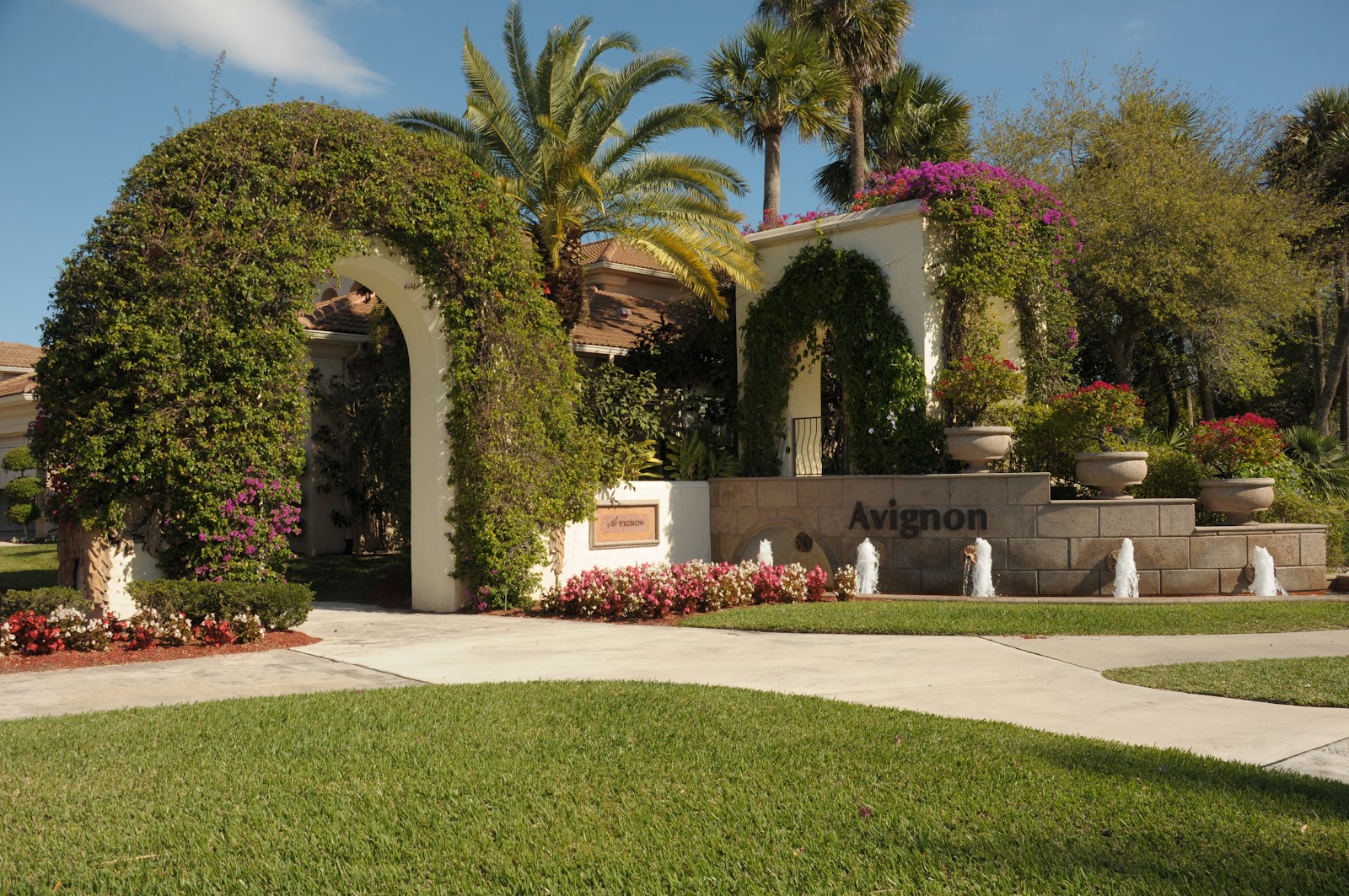 Palm Beach Gardens Golf Course Homes Find Lifestyle of Elegance at L’Avignon in Frenchman’s Reserve