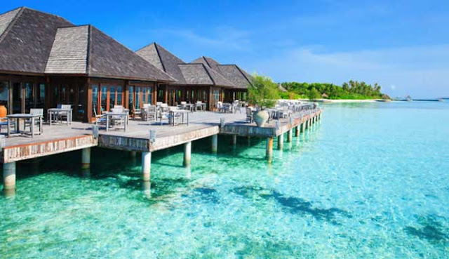 10 TUJUAN LIBURAN SEMPURNA DI AKHIR TAHUN TUJUAN LIBURAN SEMPURNA DI AKHIR TAHUN