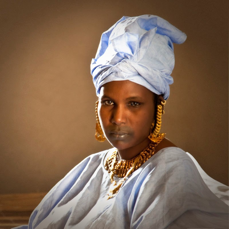 FULBE AFRIK Couleurs de la peau et identité féminine chez les Peuls Djeneri du Mali FULBE AFRIK Couleurs de la peau et identité féminine chez les Peuls Djeneri du Mali