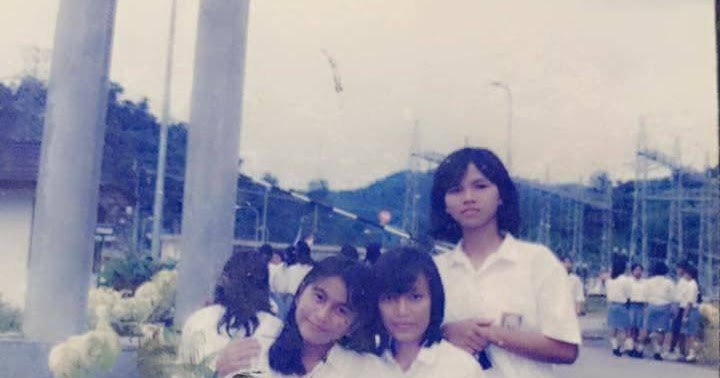 Kisah Konyol Masa SMA Rok Bau Pesing Kisah Konyol Masa SMA Rok Bau Pesing