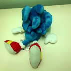Sonic stuffed toy back