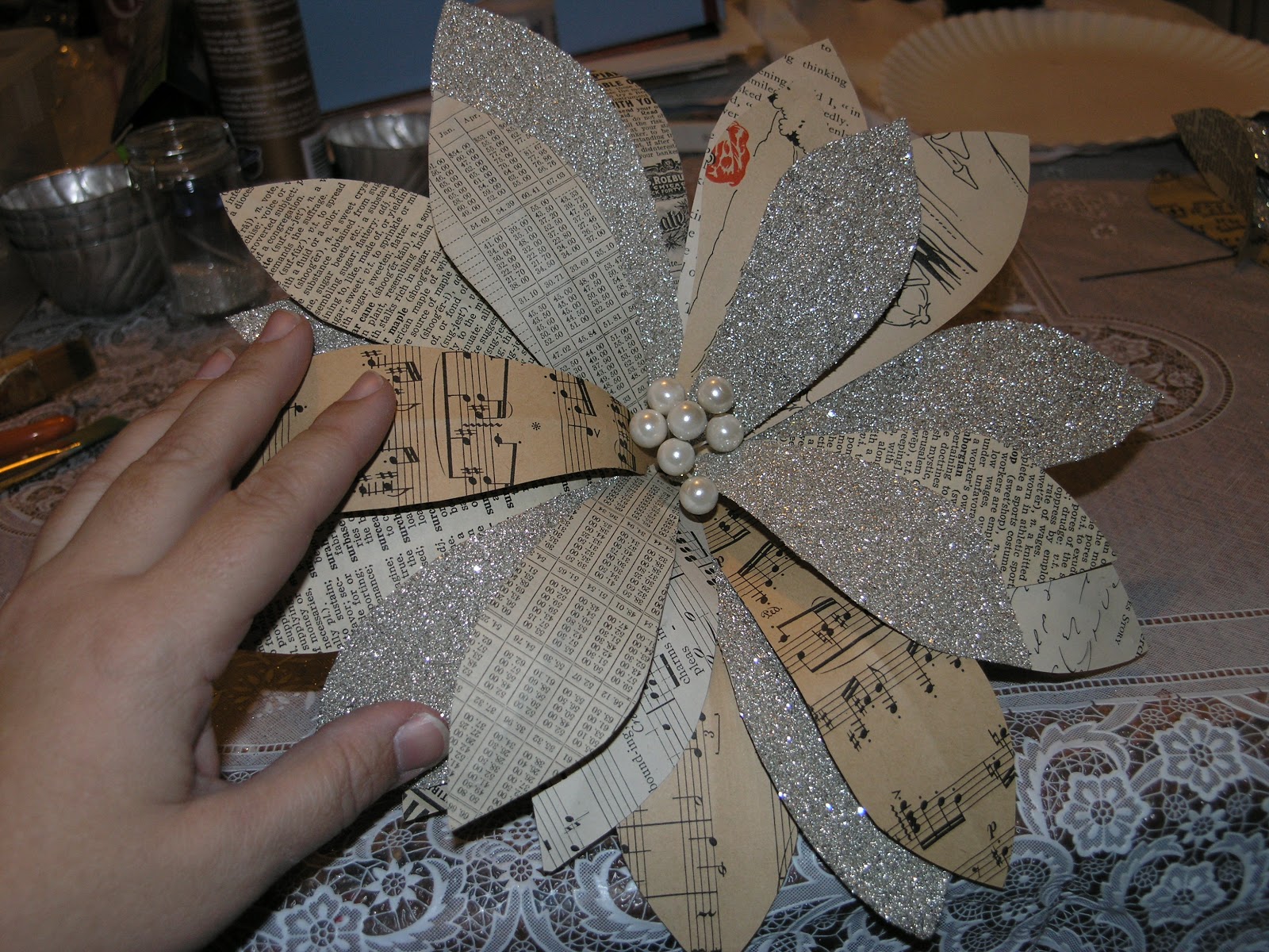 Vintiquities Paper Poinsettia Tutorial