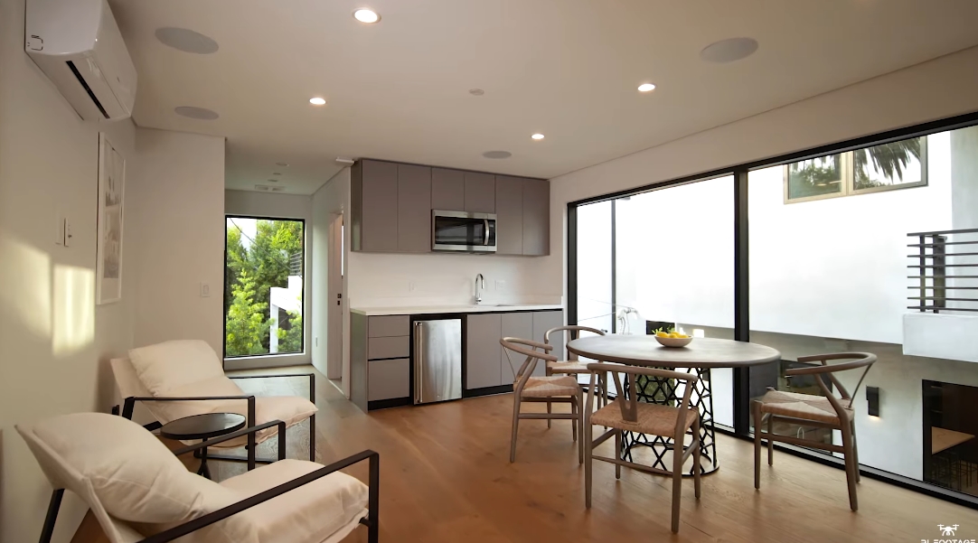 32 Interior Design Photos vs. 831 N Curson Ave, Los Angeles Luxury Home Tour