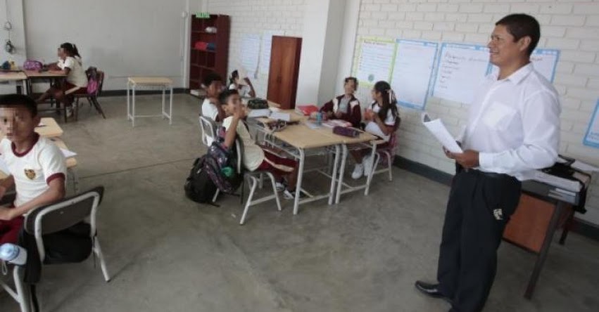 85% de la población a favor de la evaluación a maestros, según encuesta GFK 85% de la población a favor de la evaluación a maestros, según encuesta GFK