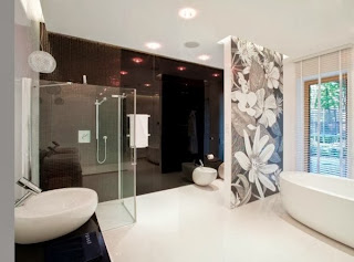 Baño moderno y elegante Cuarto de baño moderno elegante