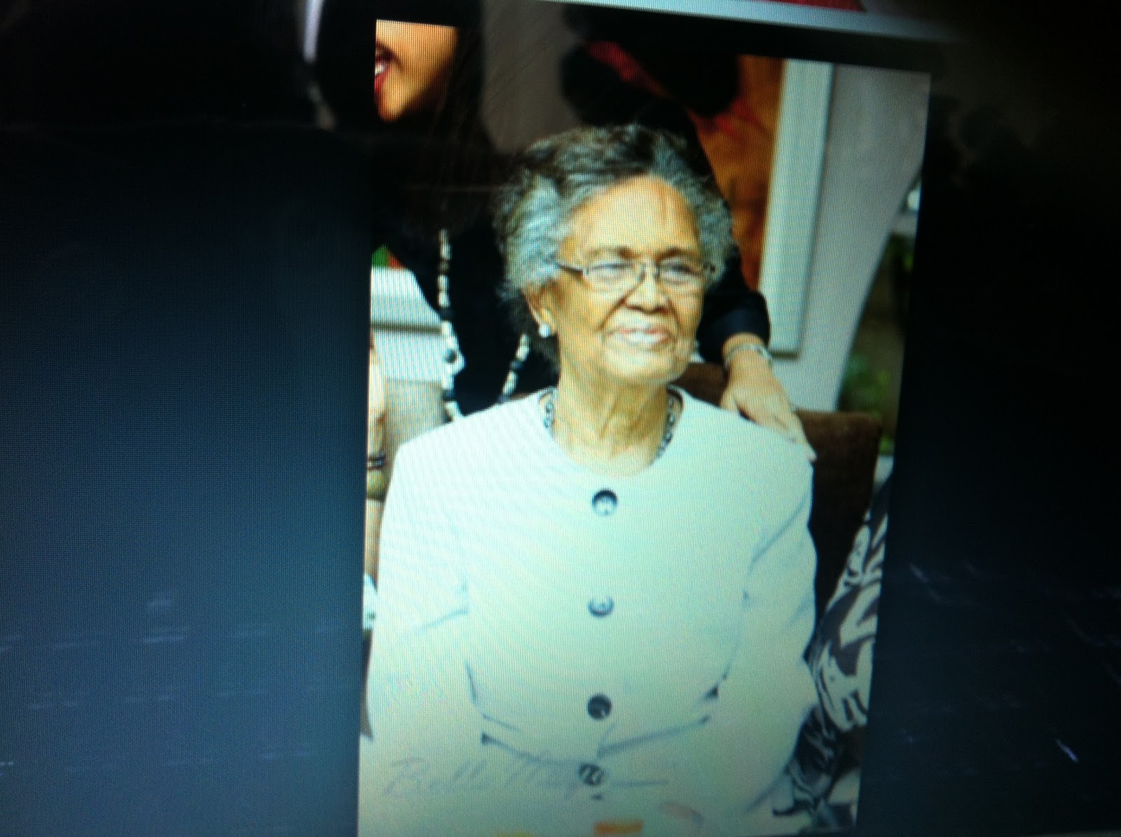 THE BLACK SOCIAL HISTORY BLACK SOCIAL HISTORY AFRONIGERIAN " GRACE