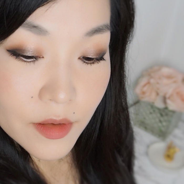 Huda Beauty Smokey Obsessions look swatch review
