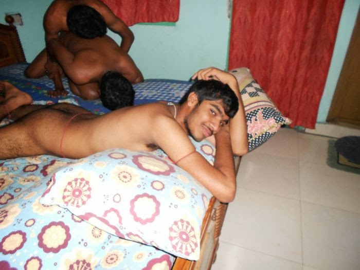 Naked Boys Hostel