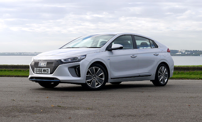 hyundai-s-hybrid-ioniq-hev-reviewed