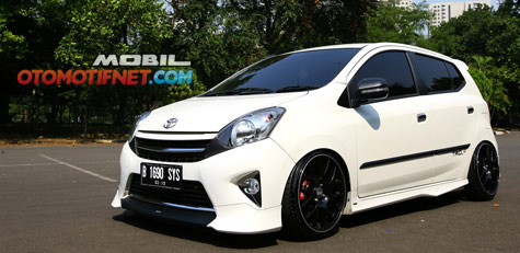 Agya Type G Putih: Perpaduan Sederhana dan Elegan untuk Mobilitas Perkotaan