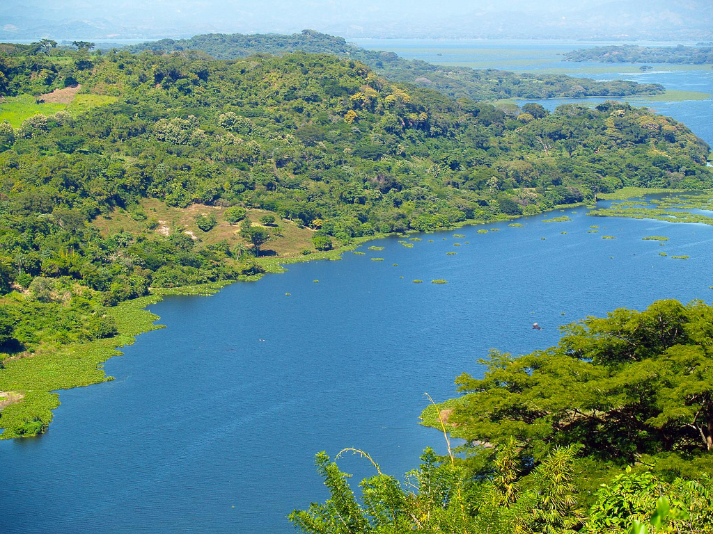 LA NATURALEZA SALVADOREÑA Lagos de El Salvador