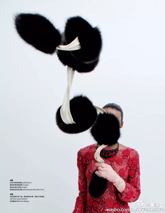 外灘畫報 Modern Weekly China October 2015, Arboleda Céline 2015 AW Big Fur Pompoms Scarf Editorials