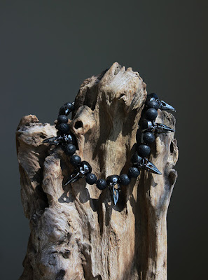 raven skull necklace by alex streeter
