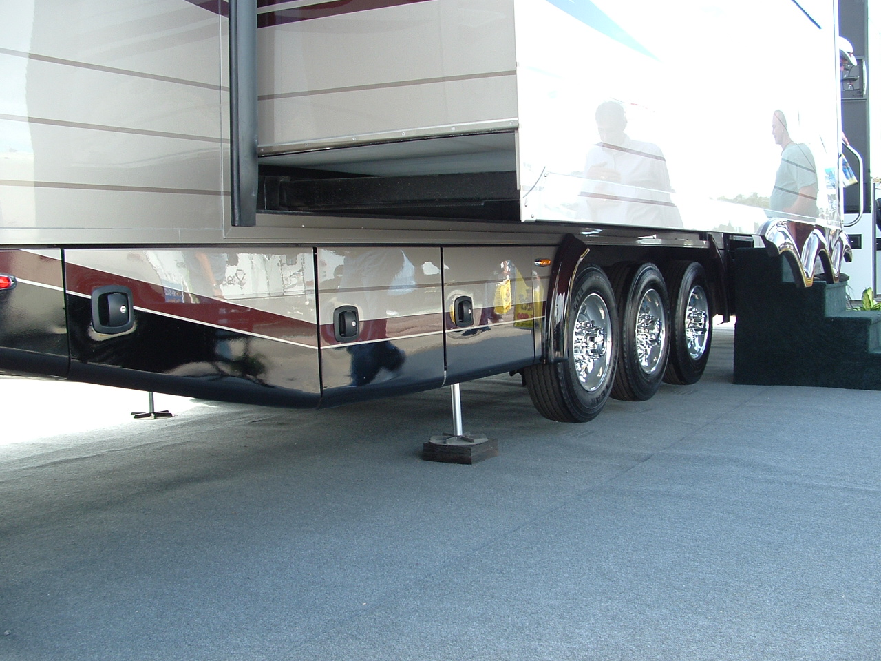 Diesel Gypsy FORKS RV & the Continental Coach