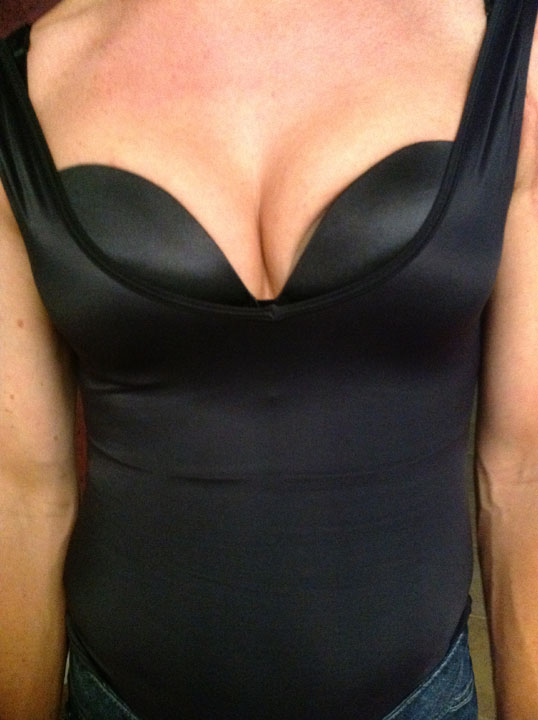 Unordinary Style How to Create Cleavage