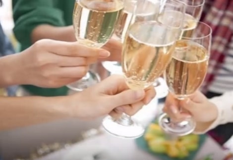 Đại gia tiêu khiển, xả xui cùng cô thư ký say tình khiến cô ân hận Đại gia tiêu khiển, xả xui cùng cô thư ký say tình khiến cô ân hận