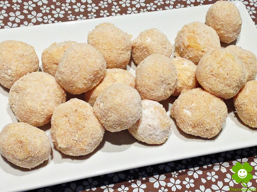 NUGGETS DE POLLO Y QUESO CON THERMOMIX