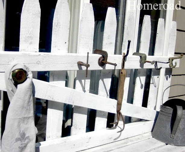 picket fence with hooks and knobs